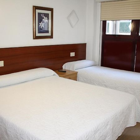 Hostal Adelia A Coruna Exterior photo