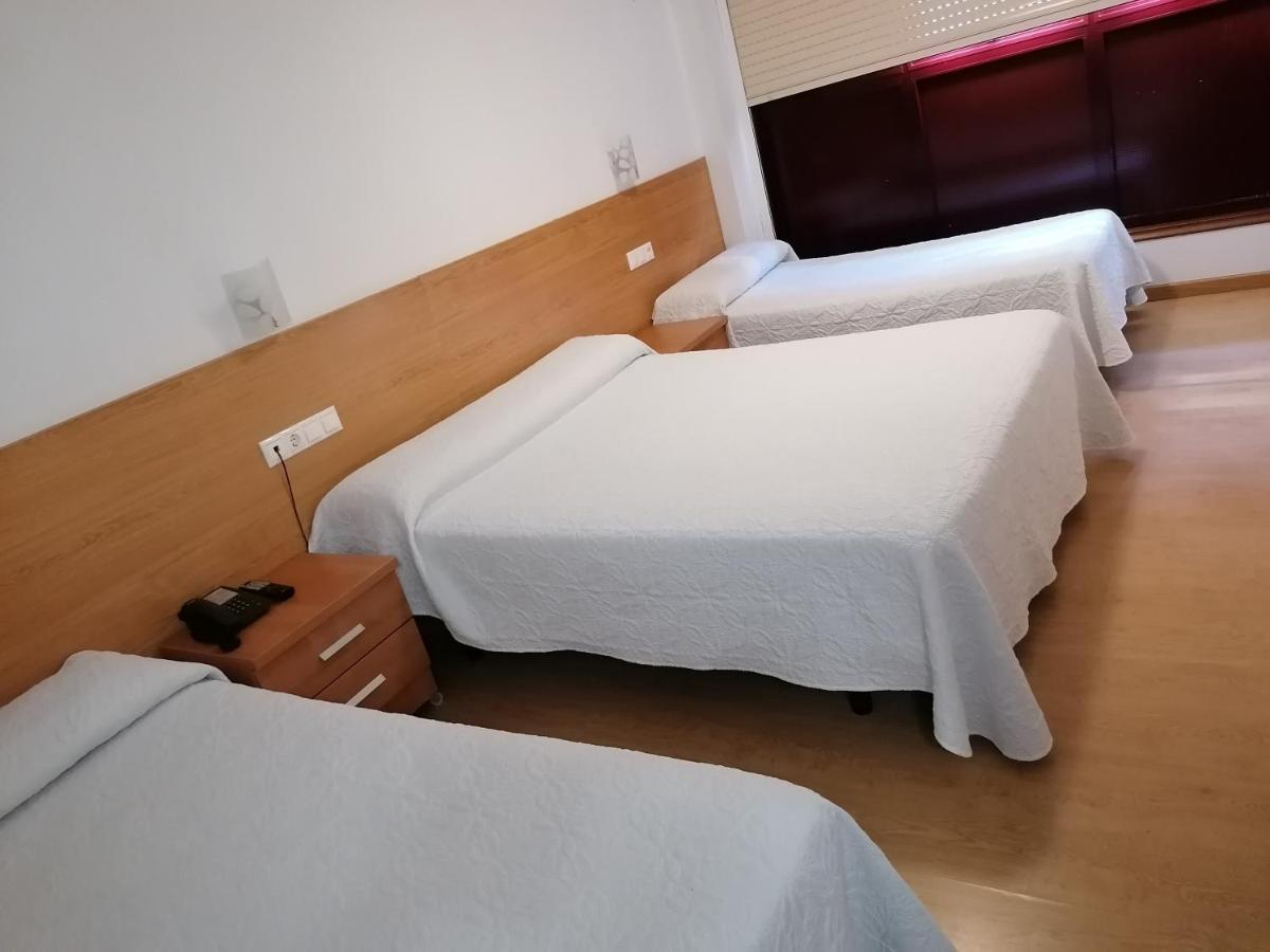 Hostal Adelia A Coruna Exterior photo