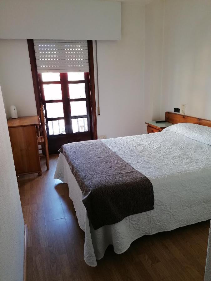 Hostal Adelia A Coruna Exterior photo