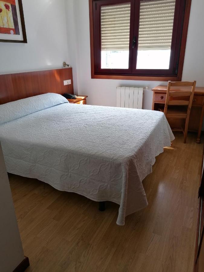 Hostal Adelia A Coruna Exterior photo