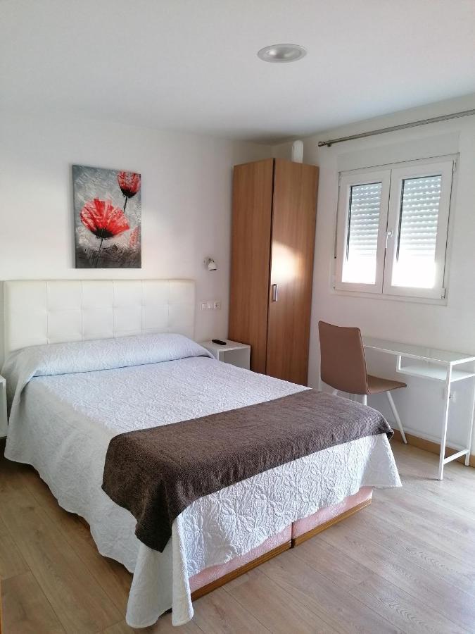 Hostal Adelia A Coruna Exterior photo
