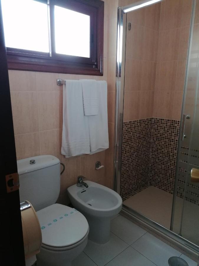 Hostal Adelia A Coruna Exterior photo
